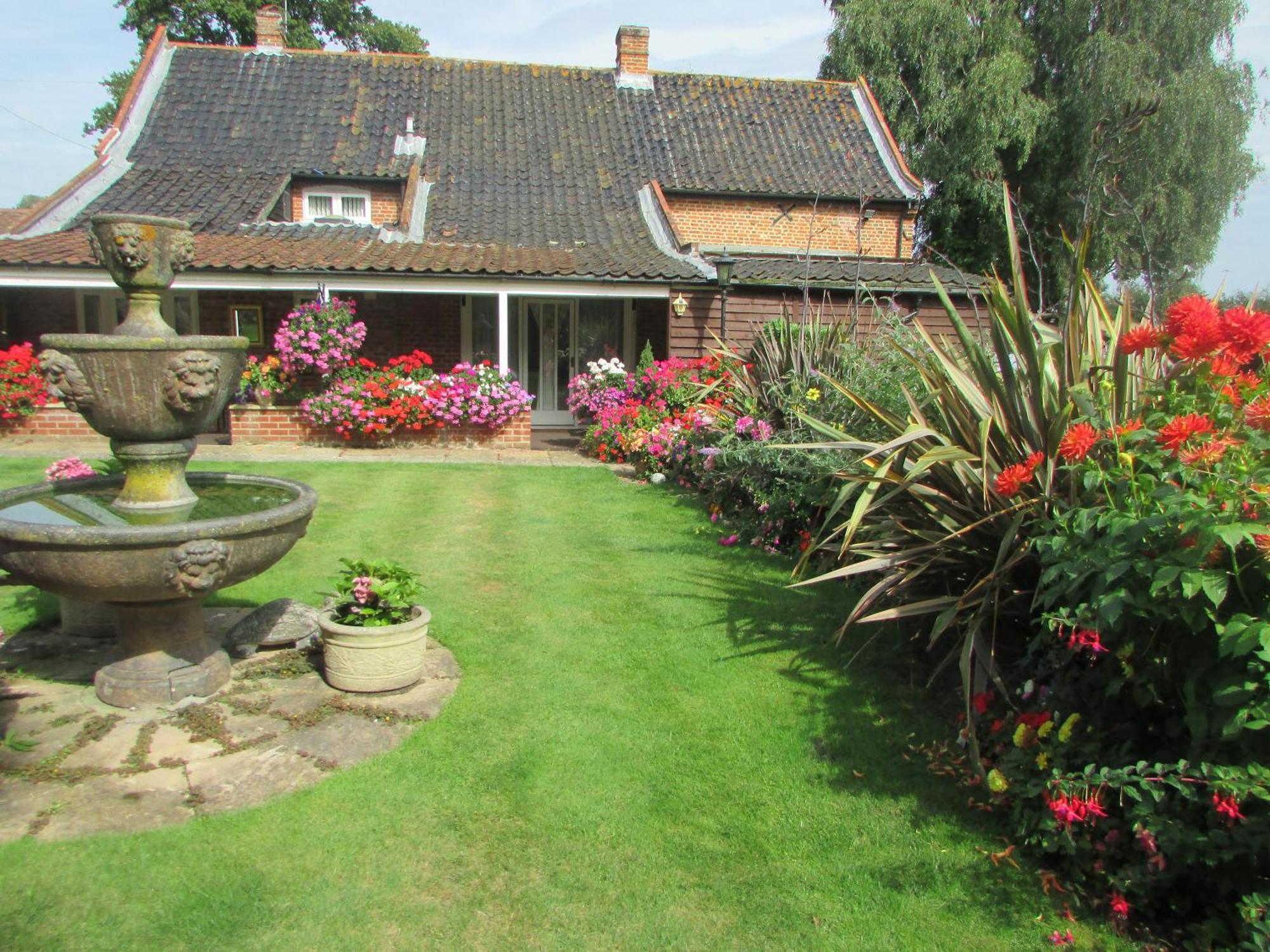 Decoy Barn Fritton Bed & Breakfast Exterior photo