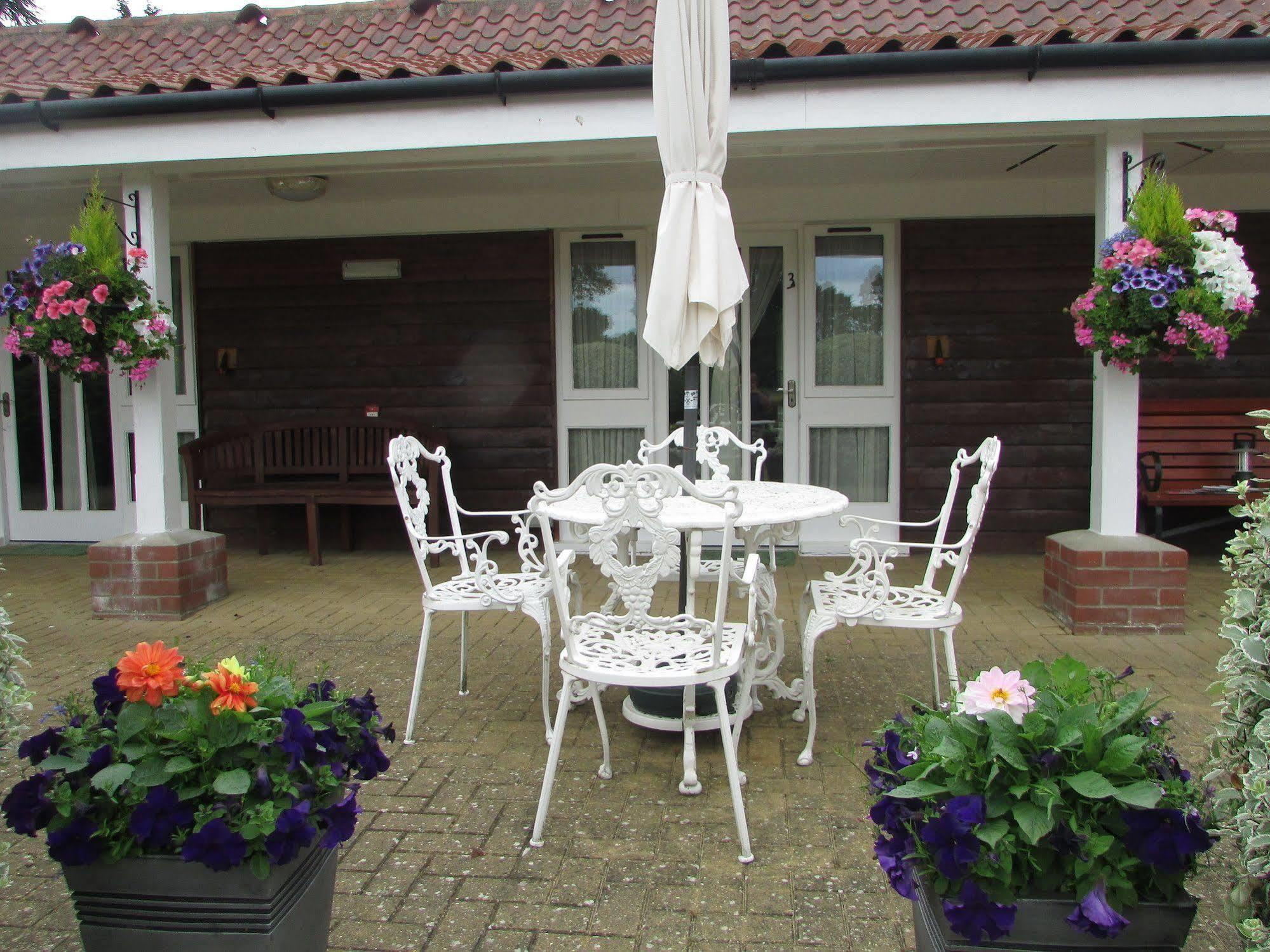 Decoy Barn Fritton Bed & Breakfast Exterior photo
